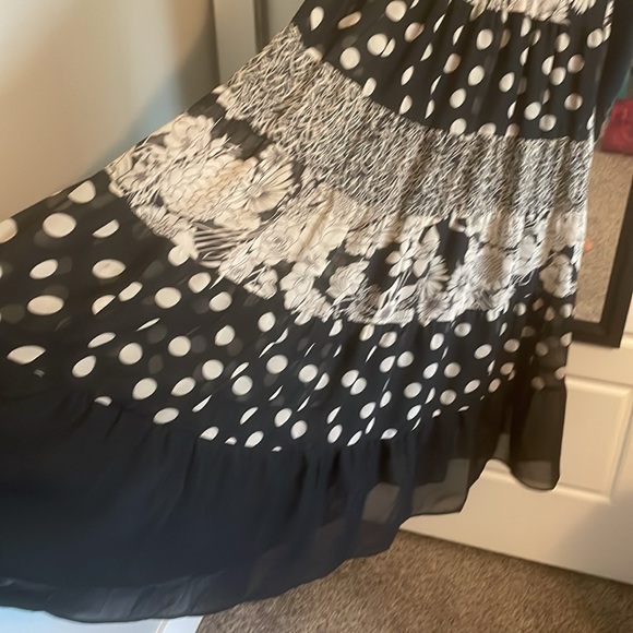 Vintage Jonathan Martin multi patterned dress with crochet bust details. - Picture 8 of 9